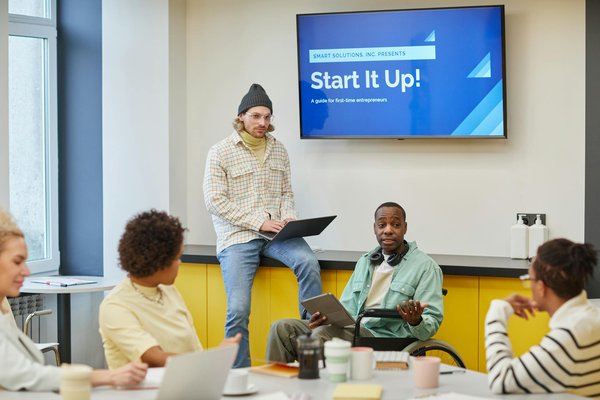 Un bureau propre à meyreuil : votre solution de nettoyage efficace